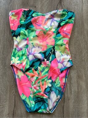 Vtg 80’s/90’s Floral One-Piece Swimsuit